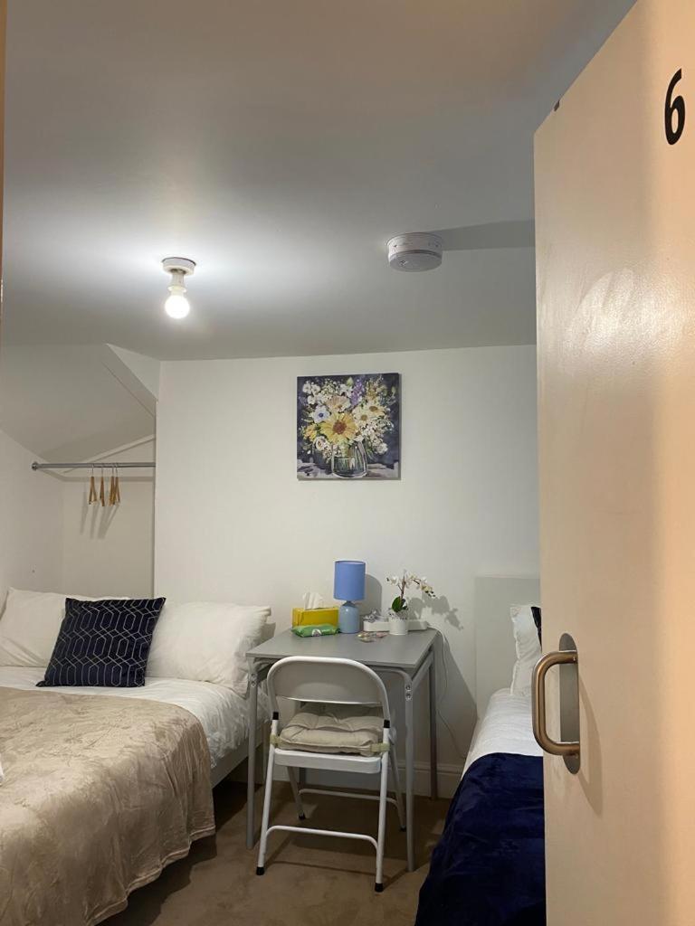 Comfy Private Rooms In Camden Town, Central Londres Exterior foto